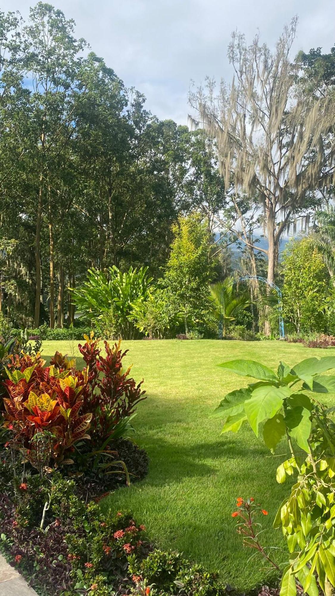 Casa Del Lago Cachí Esterno foto